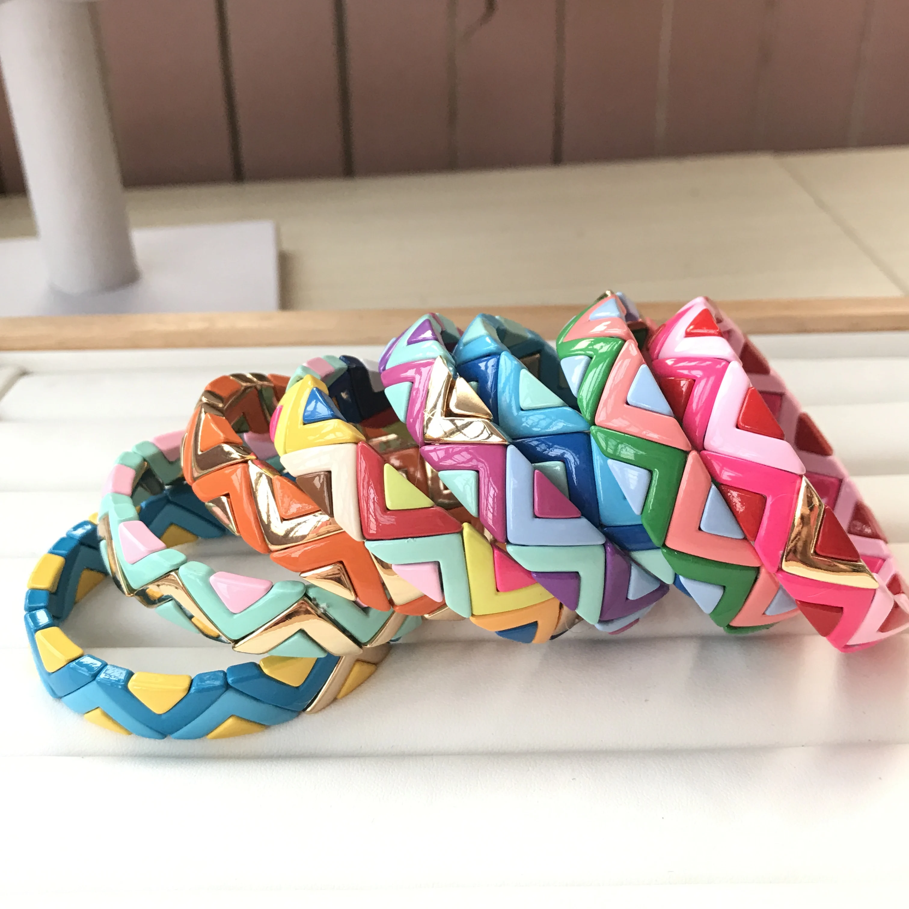 

Rainbow Enamel V shape Tile Boho Bracelet,Tila Beaded Punk Stretch Bracelet,Painted Brass Pulseira Fashion Summer Jewelry QC2706