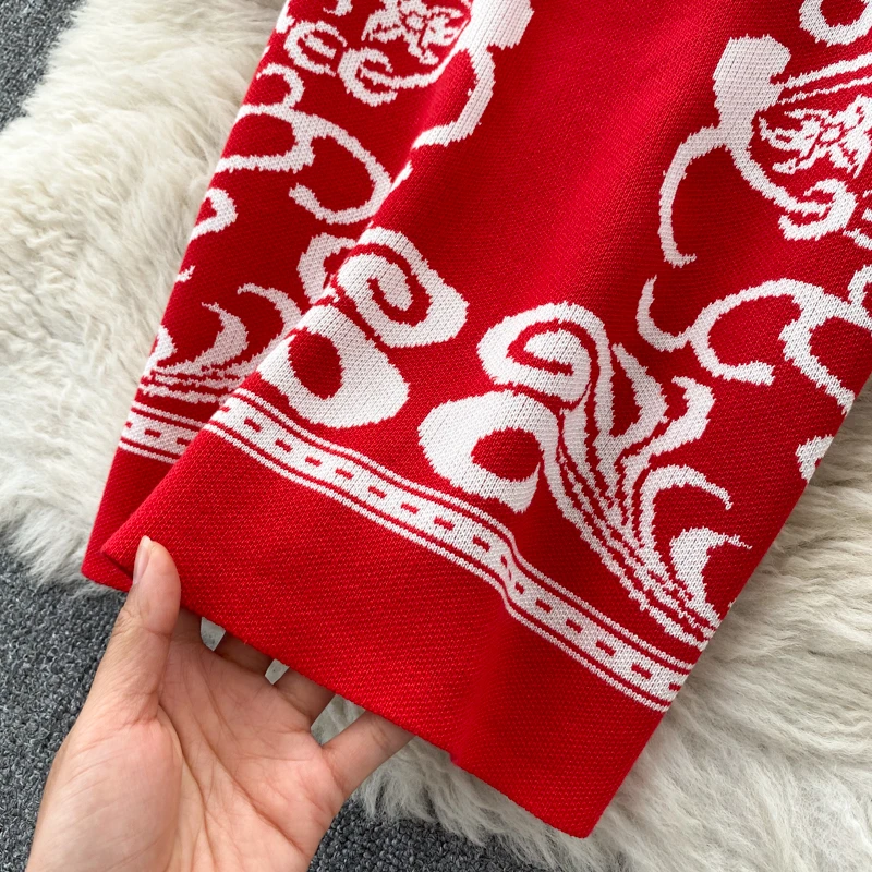 

Vintage Floral Jacquard V-Neck Knitted Sexy Dress New Spring Autumn Slim Fit Elegant Dress Women's Long-Sleeved Dress