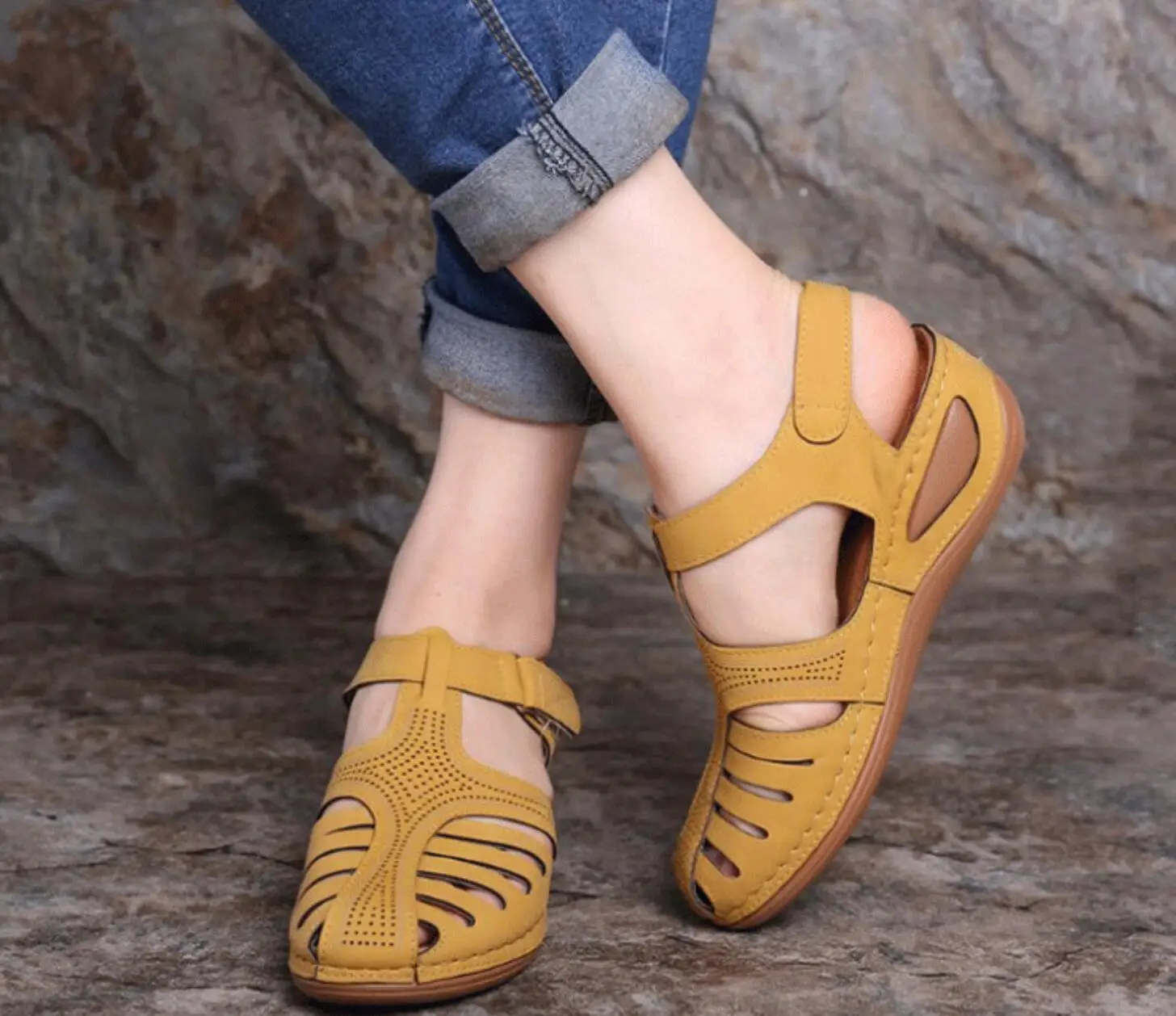 

Woman Summer Wedge Sandals Buckle Casual Sewing Shoes Female Ladies Platform Retro Sandal Vintage