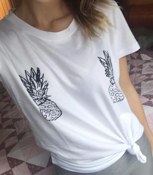 

Women White T Shirt Two Pineapple Print T-shirt Fashion Harajuku T-shirt