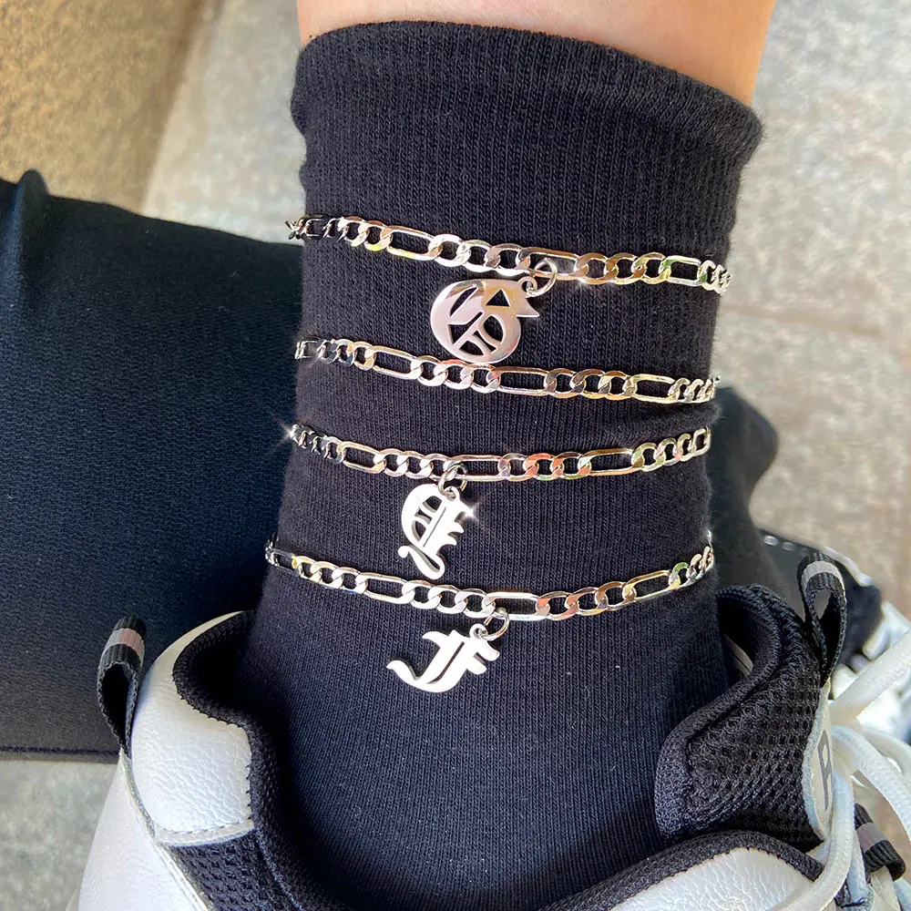 Фото Женские браслеты с буквенным принтом Flatfoosie серебристые A-Z летние сандалии