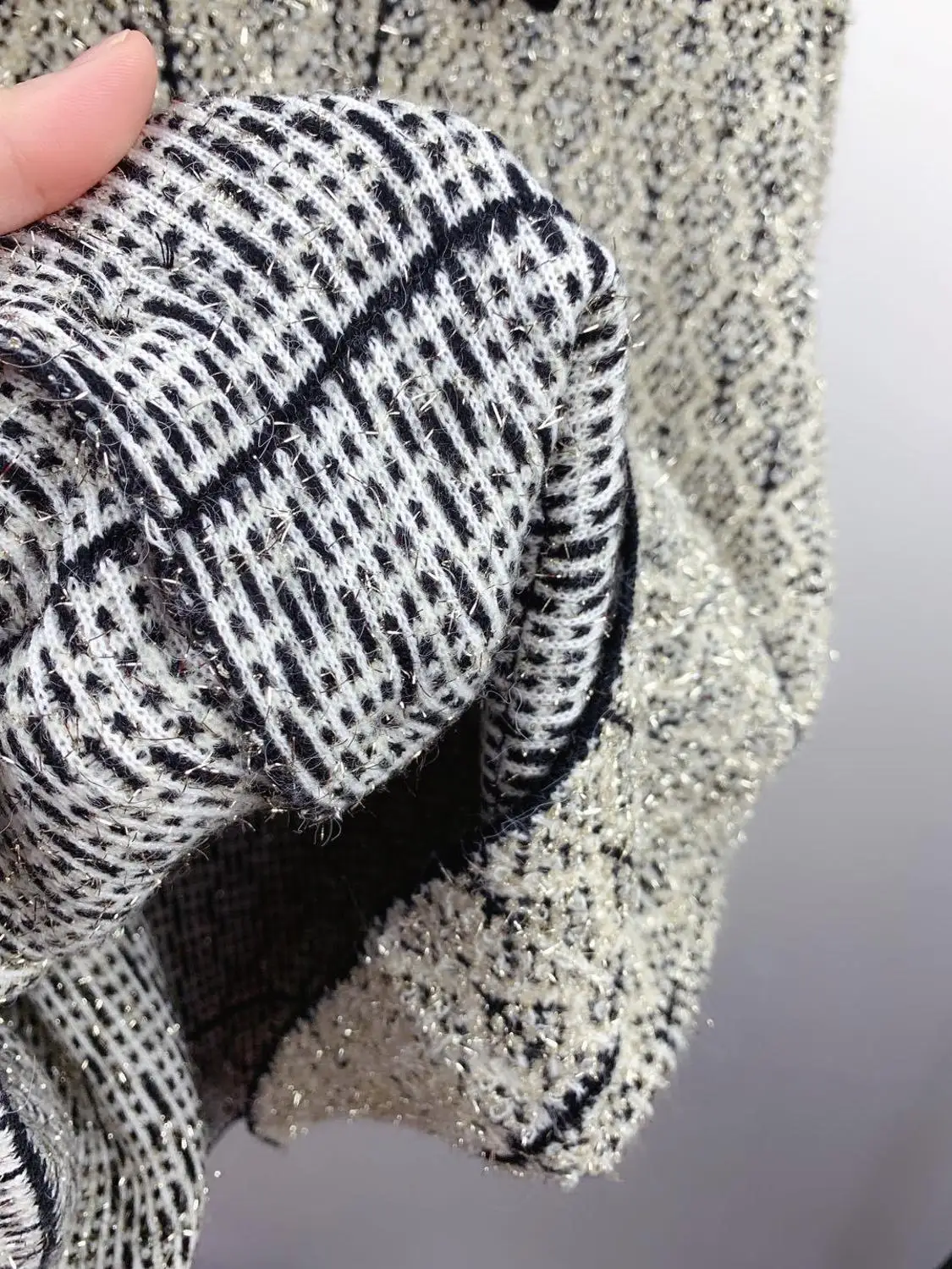 

Turn-down Collar Women Knit Cardigan Plaid Long Sleeve Single Breasted Double Pockets Autumn Winter Female Coat 2021 New
