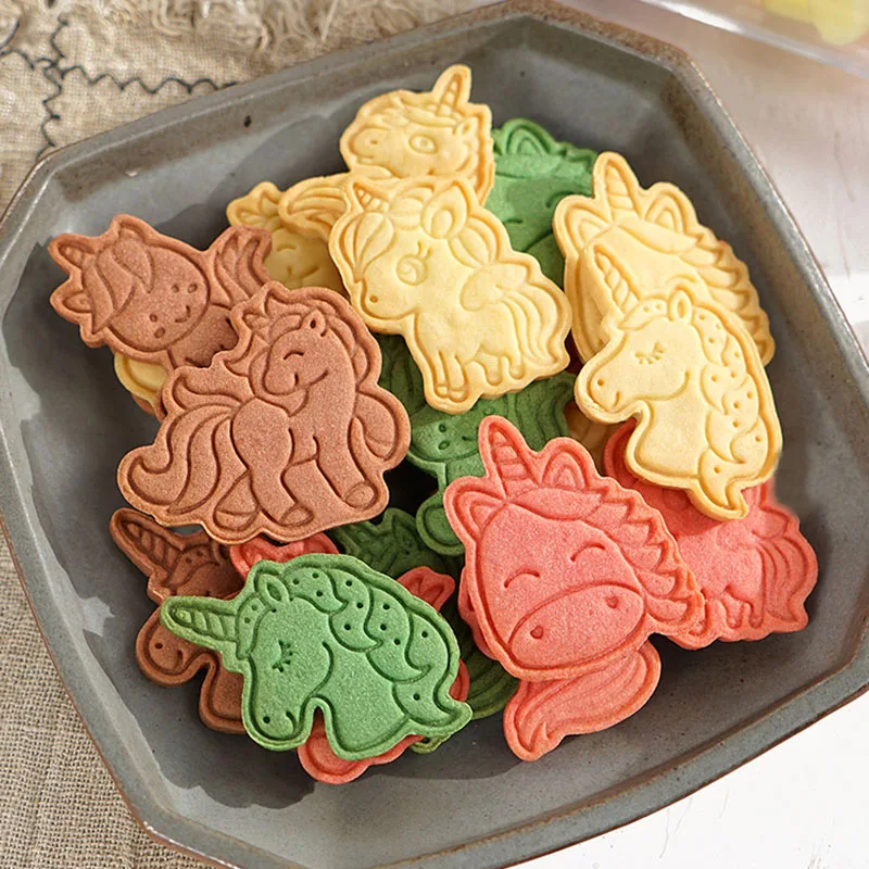 

6pcs Unicorn Shape Cookie Mould Cartoon Cake Biscuit Mold Stamp Kitchen Fondant Baking Cake Decorating Tools for Birthday Party