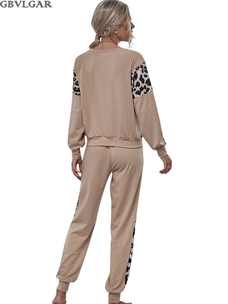 

Casual Vacation 2020 Autumn Leopard Splicing Long-Sleeved Pullover Suit Knitted Sweater + Pants Suit Socialite Two Pieces Suit