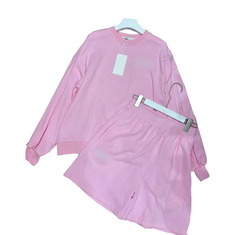 

Женский Повседневный комплект из двух предметов, однотонная толстовка с круглым вырезом и длинным рукавом, эластичные шорты с высокой тали...