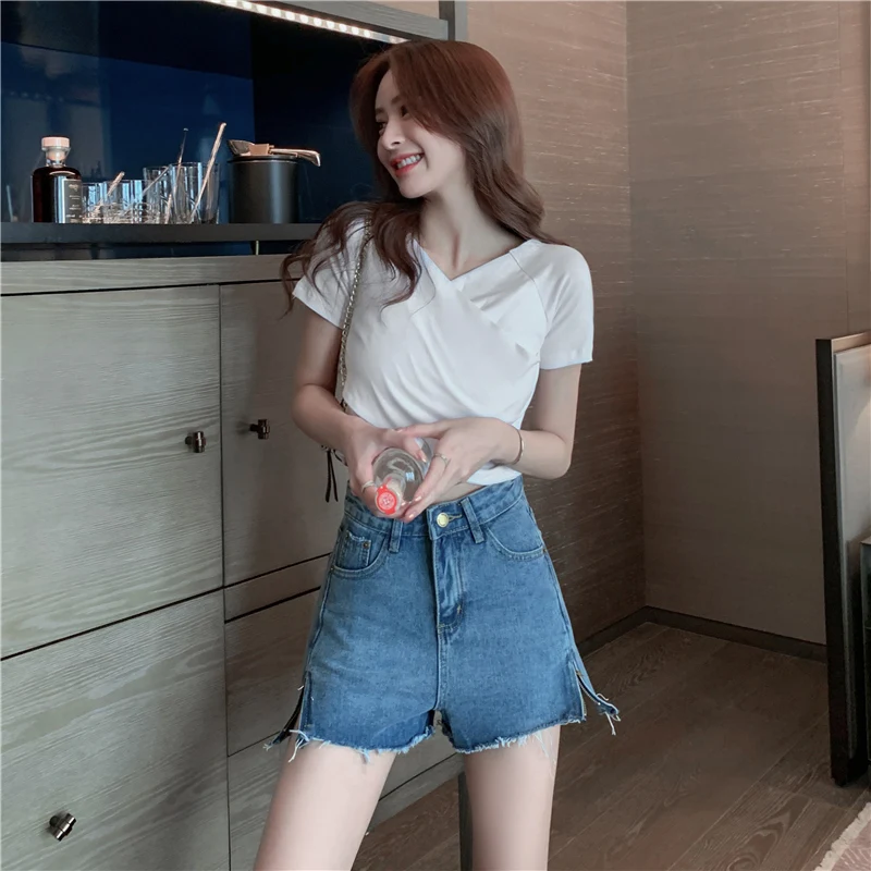 

С боковой молнией джинсовые шорты для женщин 2021 свободные и тонкие широкие Штаны с необработанными краями шорты Штаны тенденция