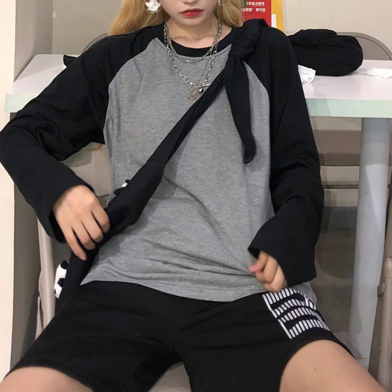 

Korean Style Color Matching Black Gray Long-Sleeved T-Shirt Female Goth Vintage Primer Top Emo Grunge Clothes Alt Oversize y2k