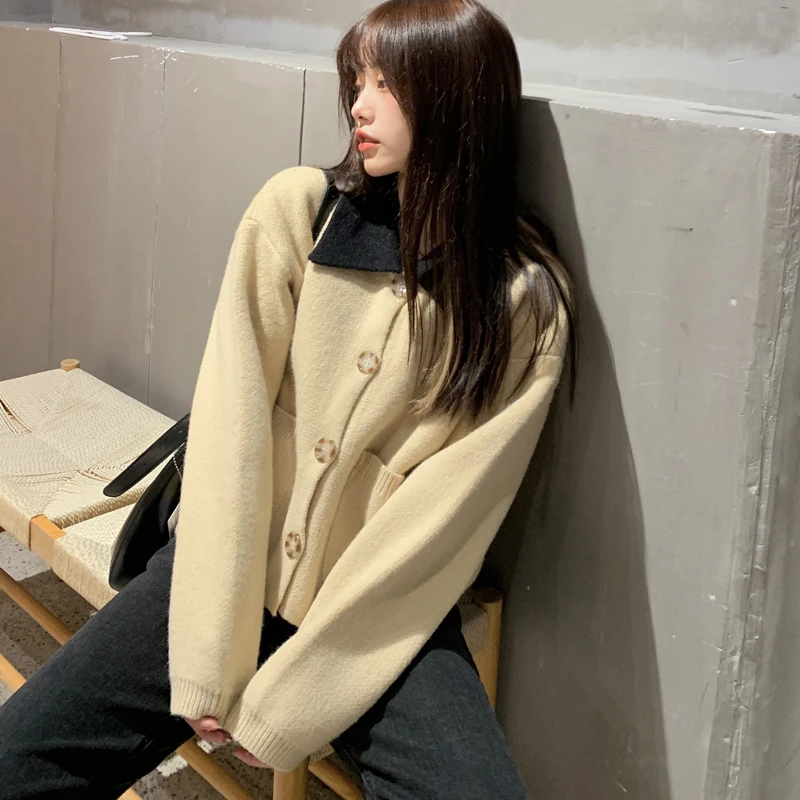 

Charged with restoring ancient ways show thin film qiu dong loose long-sleeved sweater cardigan sweater coat lapels