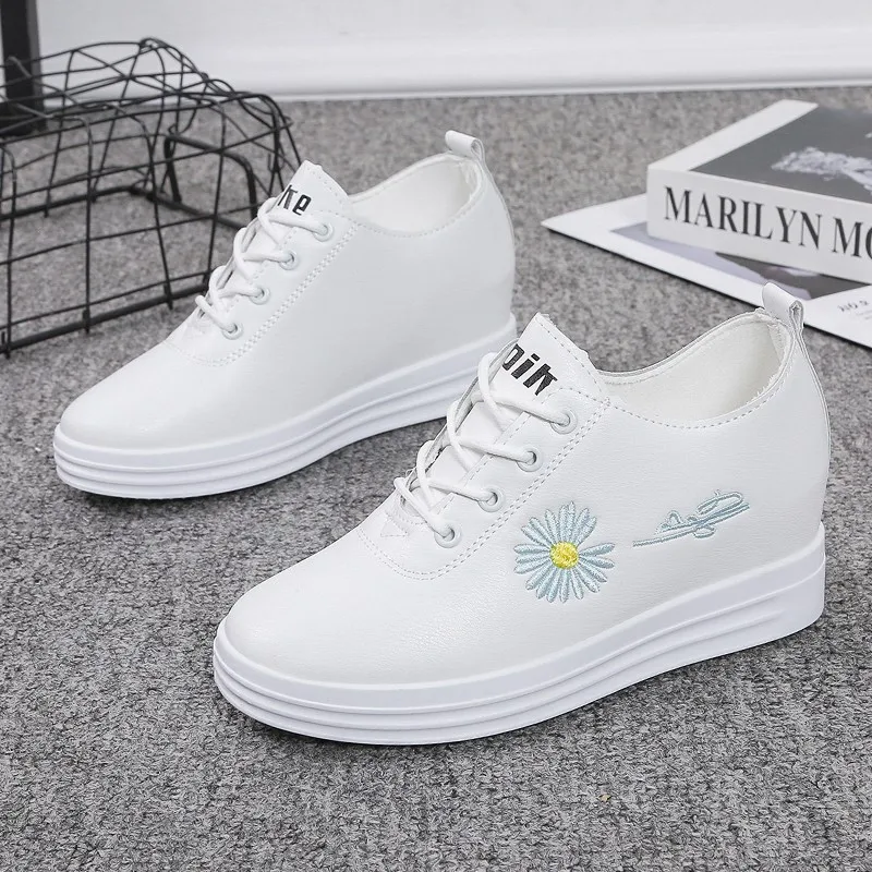 

Ladies Platform Shoes Fashion White Sneakers Designer Brand Summer Shoes Woman Fashion Shoes 2021 Women Zapatillas Mujer Casual
