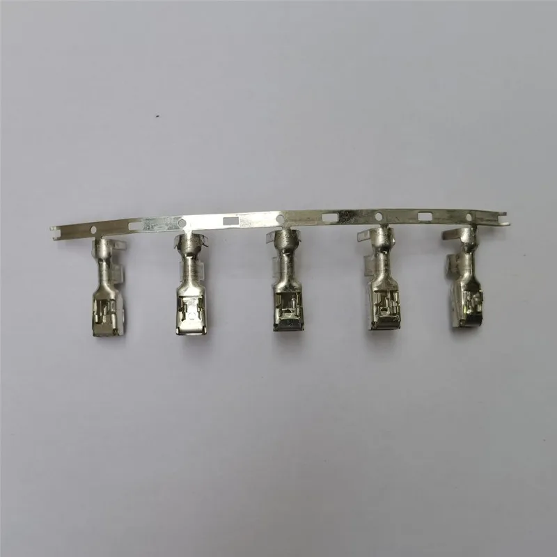 

10pcs/lot automobile female terminal suit for toyota