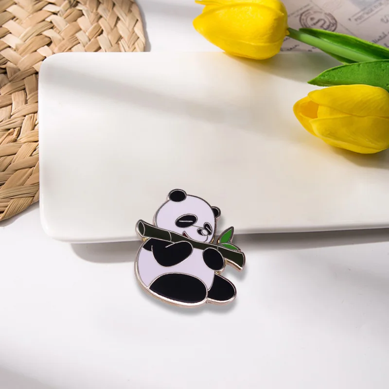 Китайская гигантская панда медведь жевательная бамбуковая китайская знаковая