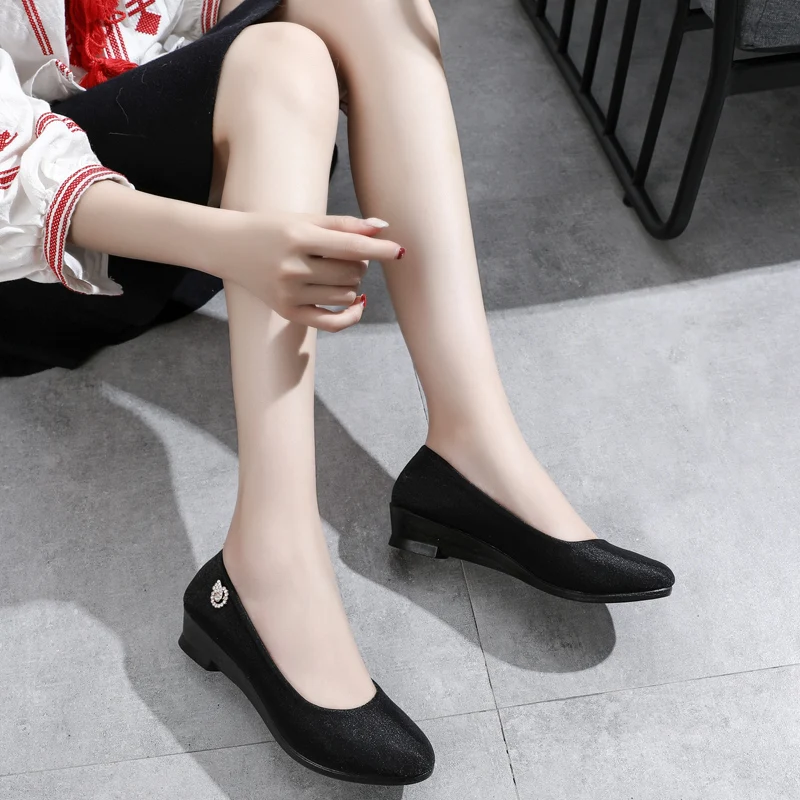 Балетки женские на плоской подошве офисные тканевые туфли для беременных милые