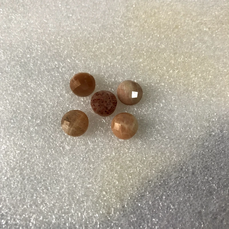 100% натуральный солнцезащитный камень Feldspar Bead Cabochn 8 мм граненый круглый
