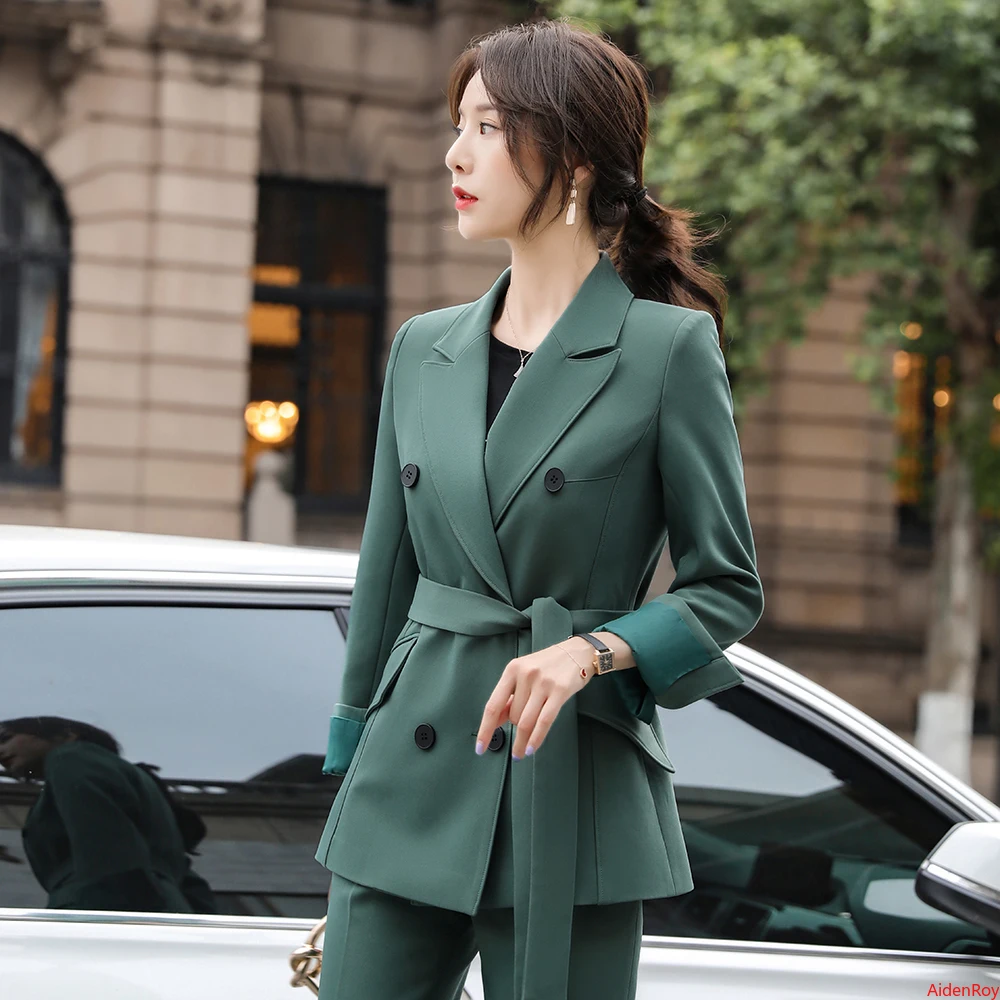 Женский брючный костюм элегантный осенний Блейзер и брюки деловой из двух