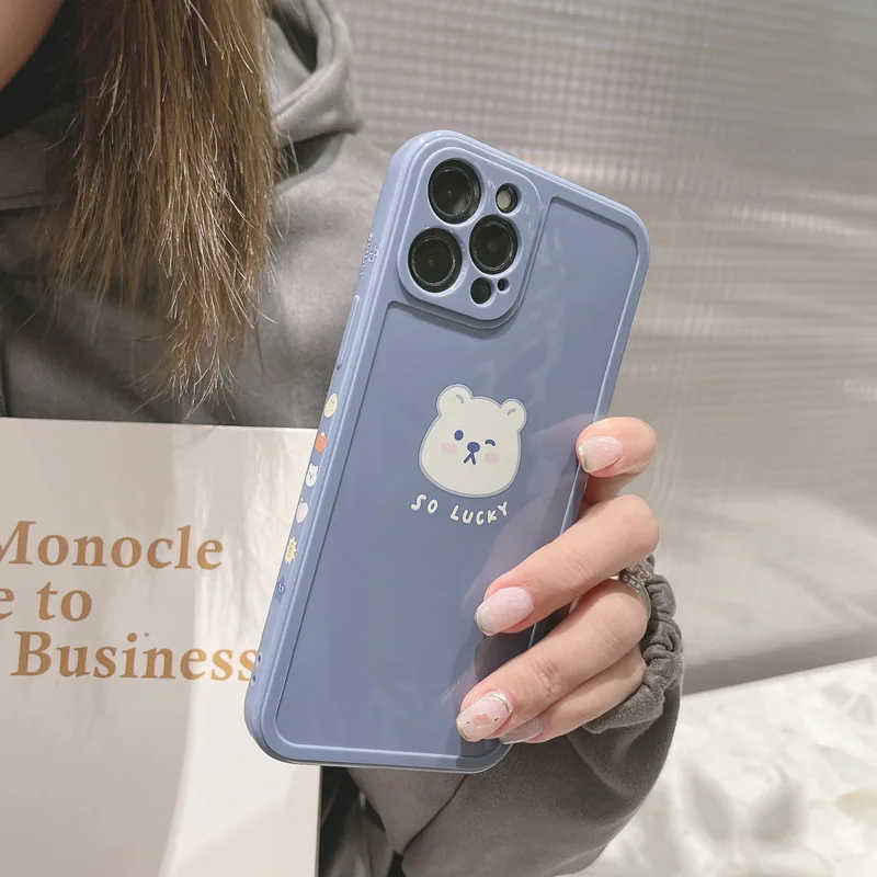 

Cute Solid Color Side Bear Phone Case For iPhone 13 12 11 Pro Max X Xr Xs Max 7 8 Plus Se2 Shockproof Camera Protect Back Cover