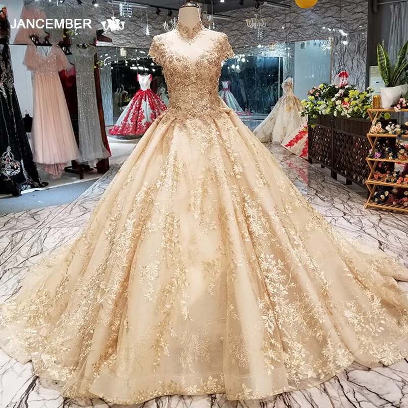 Вечернее платье LS57780 блестящее золотого цвета с высоким воротом и длинным