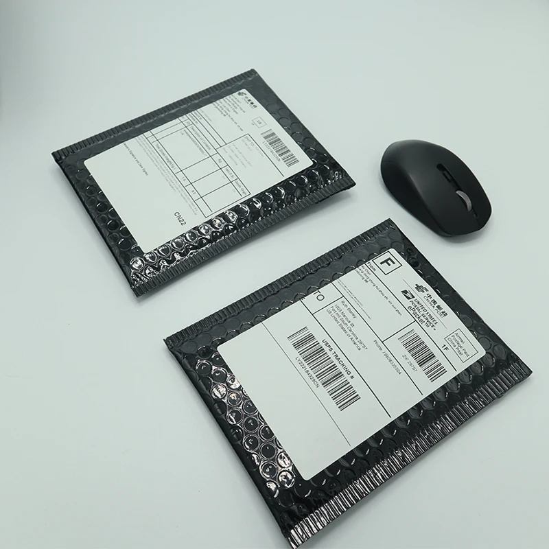 Рисунок 3 - черные, металлические почтовые отправители