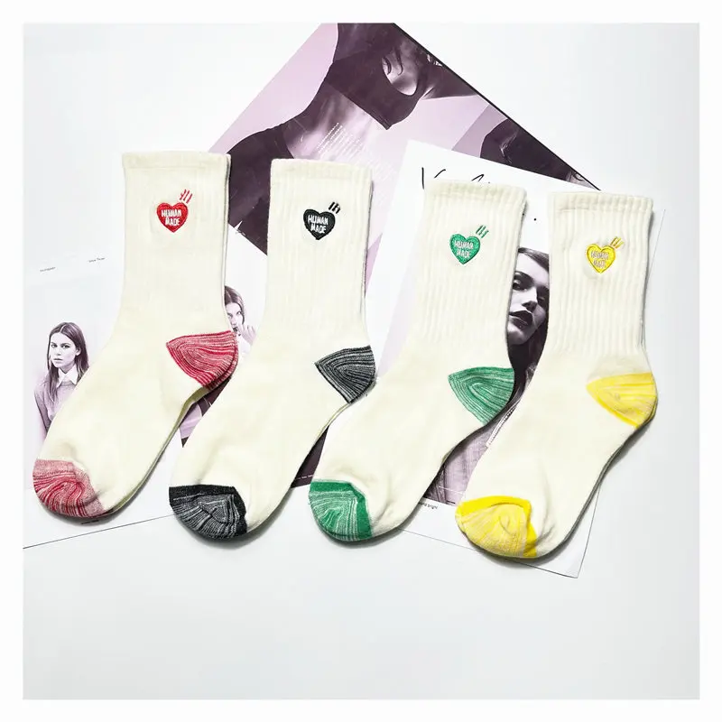 

Мужские и женские хлопковые носки с вышивкой