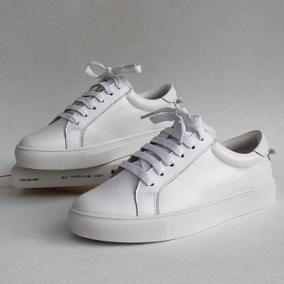 Careaymade-Genuine Leather Shoes,Academy Wind Thick Bottom, Round Head Flat Bottom Small White Top  Women's Shoes