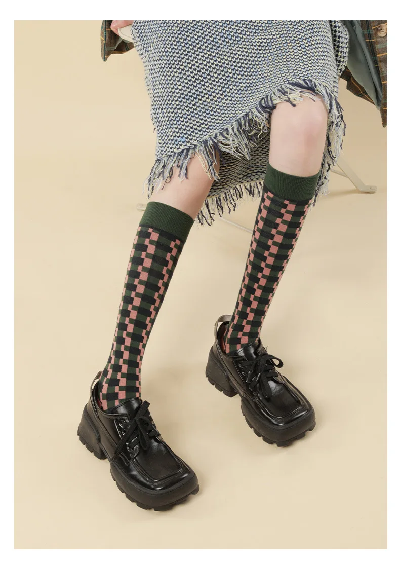 

Осенне-зимние новые британские клетчатые ретро-носки в студенческом стиле длинные носки в клетку с рисунком «гусиные лапки» Хлопковые женс...