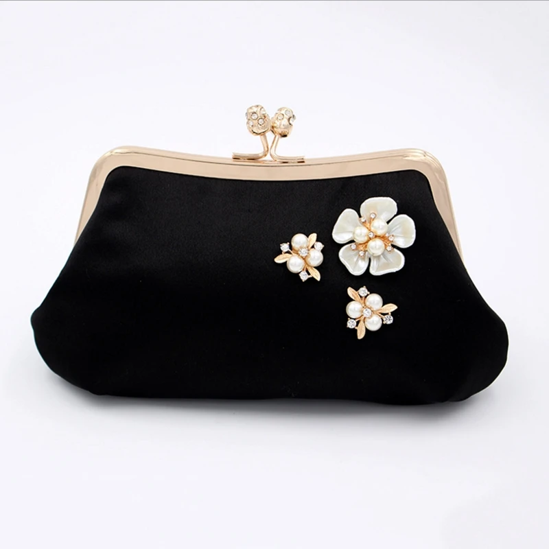 

2020 newest women cheongsam dinner bag sweet lady style shoulder diagonal chain bags female pearl beaded flower clutch purse