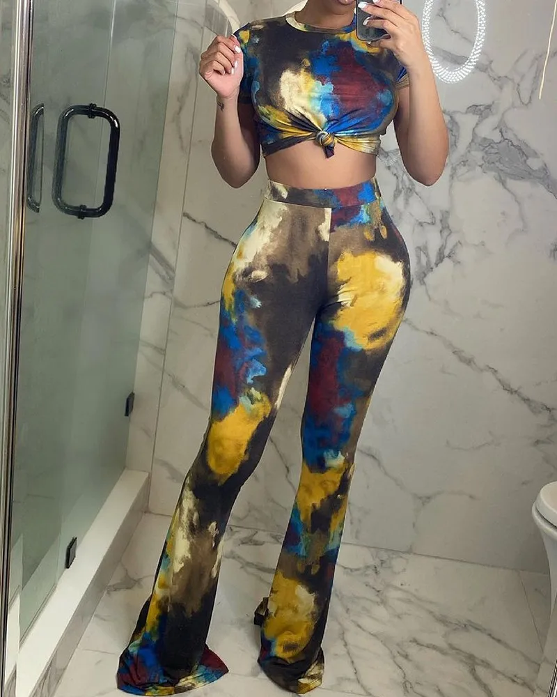 

Tie Dye Print Knot Front Crop Top & Flared Leg Skinny Pants Set