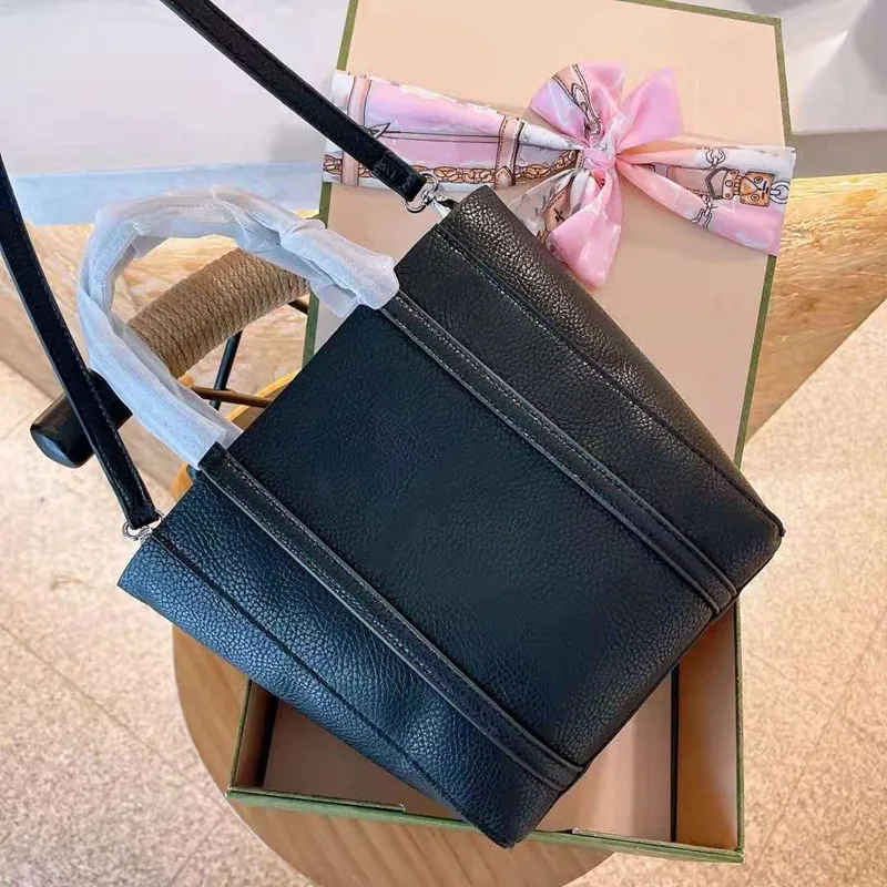 

2021 spring and summer new shopping bag handbag woman bag fashion all-match messenger bag shoulder bag