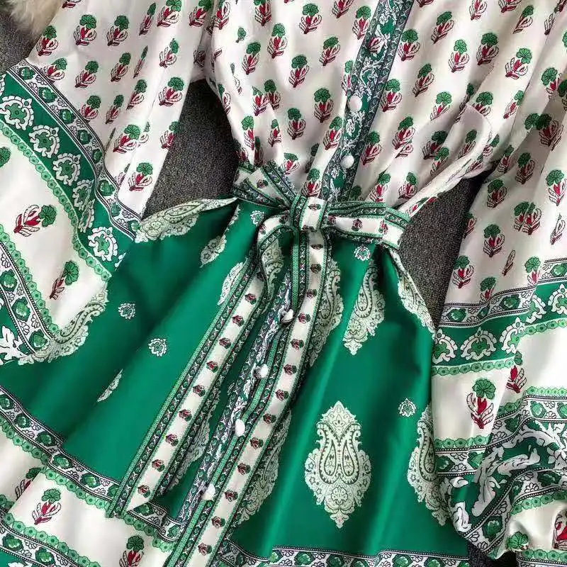 Женское однобортное платье мини винтажное элегантное шикарное дизайнерское с