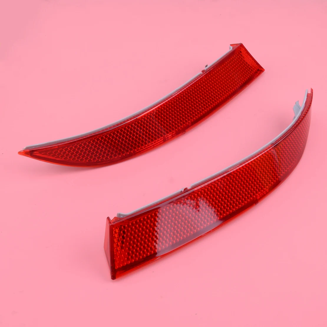 

DWCX 1 Pair Rear Bumper Lens Reflector Cover Housing 63147240997/63147240998 fit for BMW X5 E70 2011 2012 2013