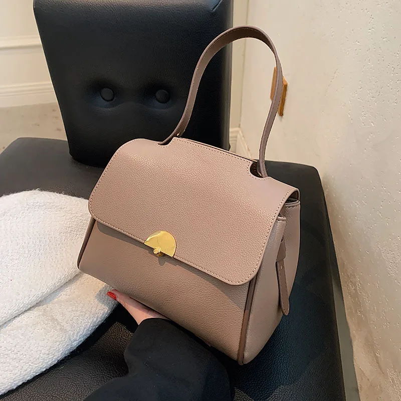 

Роскошная дизайнерская сумочка 2021, женская сумка-мессенджер на плечо в стиле ретро, Новая модная женская сумка-Кроссбоди большой вместимос...