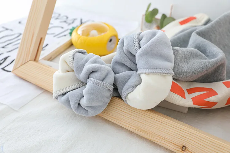 Для детей 1-4 лет новый осенне-зимний модный бархатный утепленный Повседневный