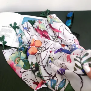 2021 Испания Роскошная Мода Цветочная цепочка кисточка шаль из вискозы шарф Высокое качество шейный платок Пашмина фуляр мусульманский хиджаб Sjaal