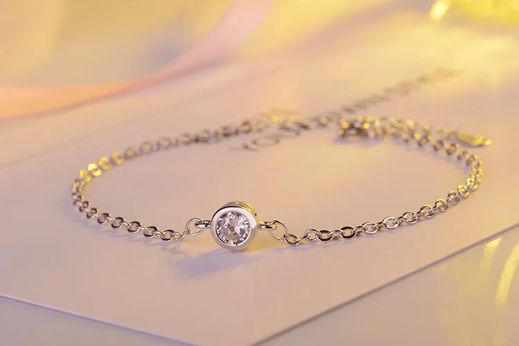 Женский браслет из серебра 100% пробы с круглым фианитом | Украшения и аксессуары