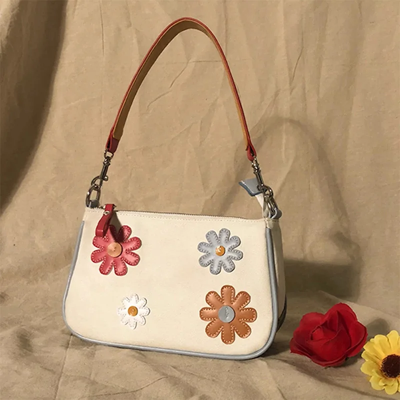 

New 2021 Casual Canvas Shoulder Bag Women Texture Splicing Chrysanthemum Messenger Pouch Retro Trend Handbag Female Underarm Bag
