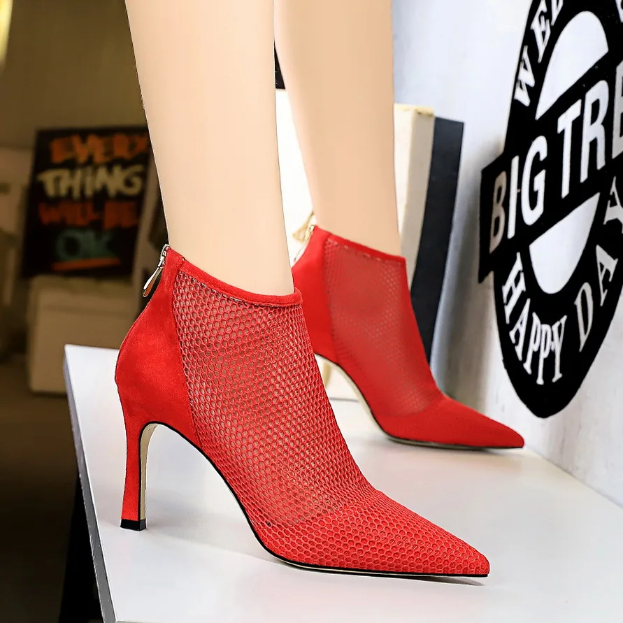 Туфли на очень высоком каблуке женские туфли лодочки с острым носком из