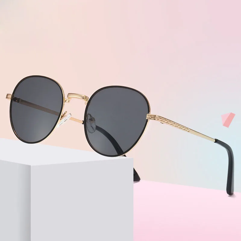 

2020 NEW kids sunglasses Child Street eyewear Boys&girls sun glasses Party glasses Birthday Gift Cool UV400 Oculos de sol n501