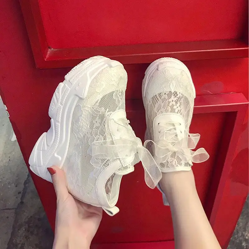 

Mesh Surfac Women's Summer Breathable Mesh Dad Shoes 2021 New All-Match Platform Muffin Sports Hidden Heel White Shoes 10cm