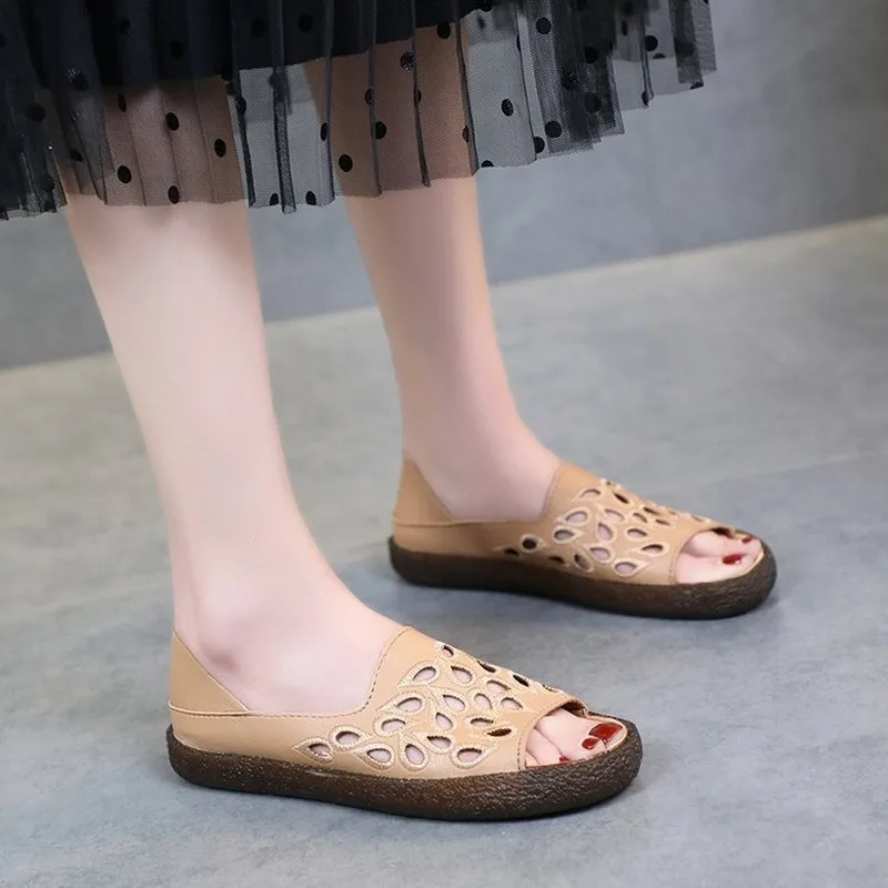 Женские босоножки на мягкой подошве Летняя обувь платформе женские кожаные
