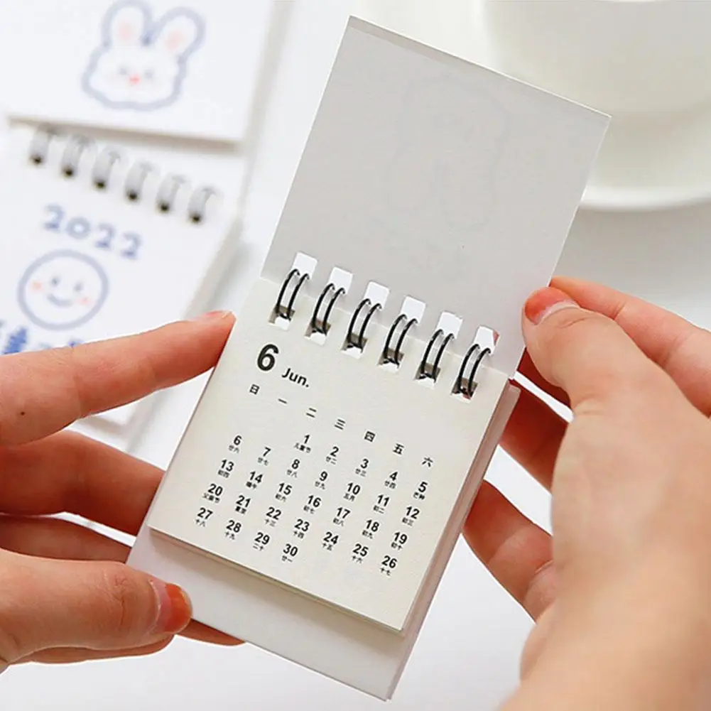 

2022 Mini Cute Desktop Calendar Kawaii Bear Rabbit Schedule Animals Planner Daily 2021.6~2022.12 Portable Table Calendar L2L2