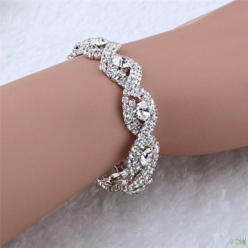 

Party Dress Elegant Deluxe Austrian Crystal Bracelet Women Infinity Rhinestone Bangle Gift