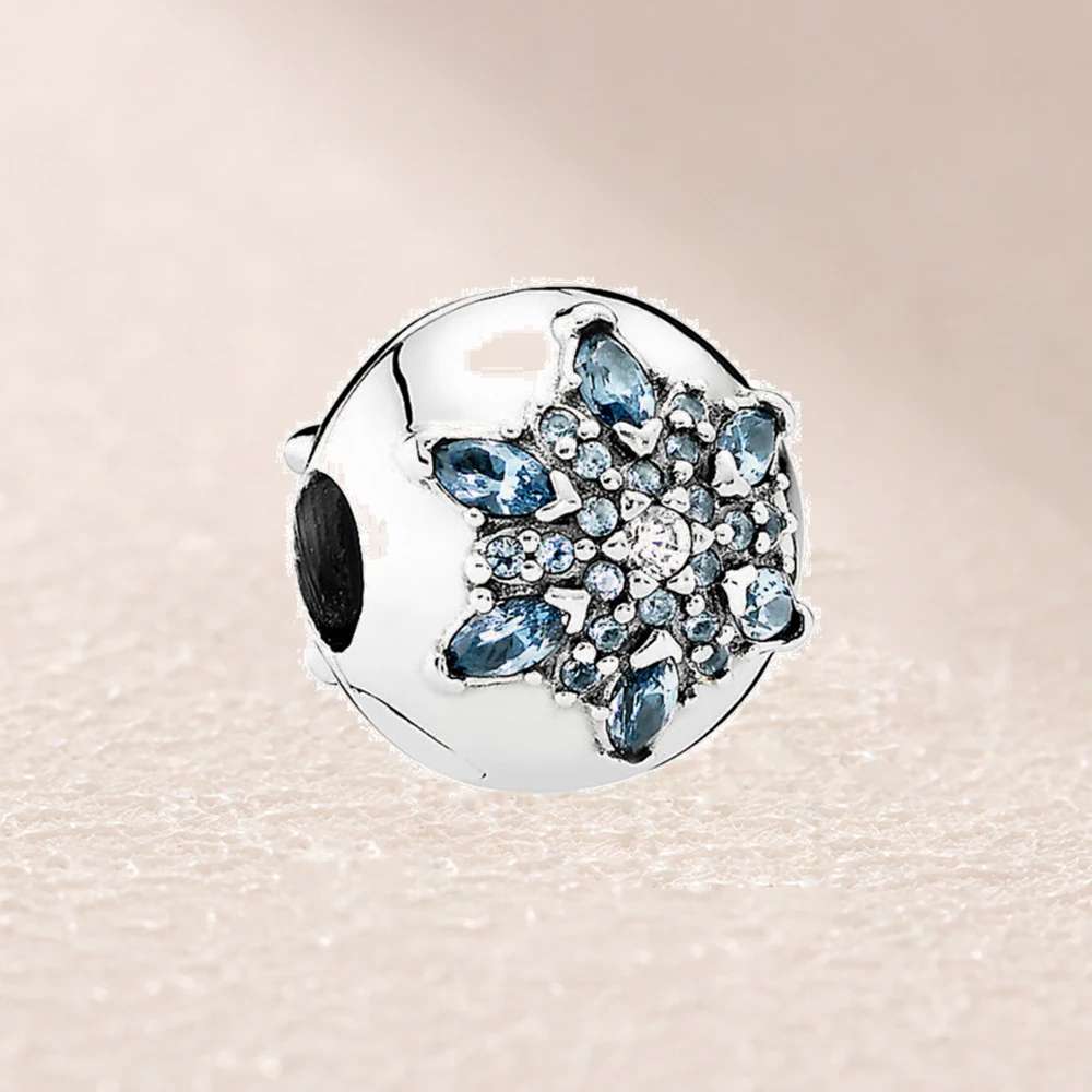 

791997NMB CRYSTALLISED SNOWFLAKE CLIP