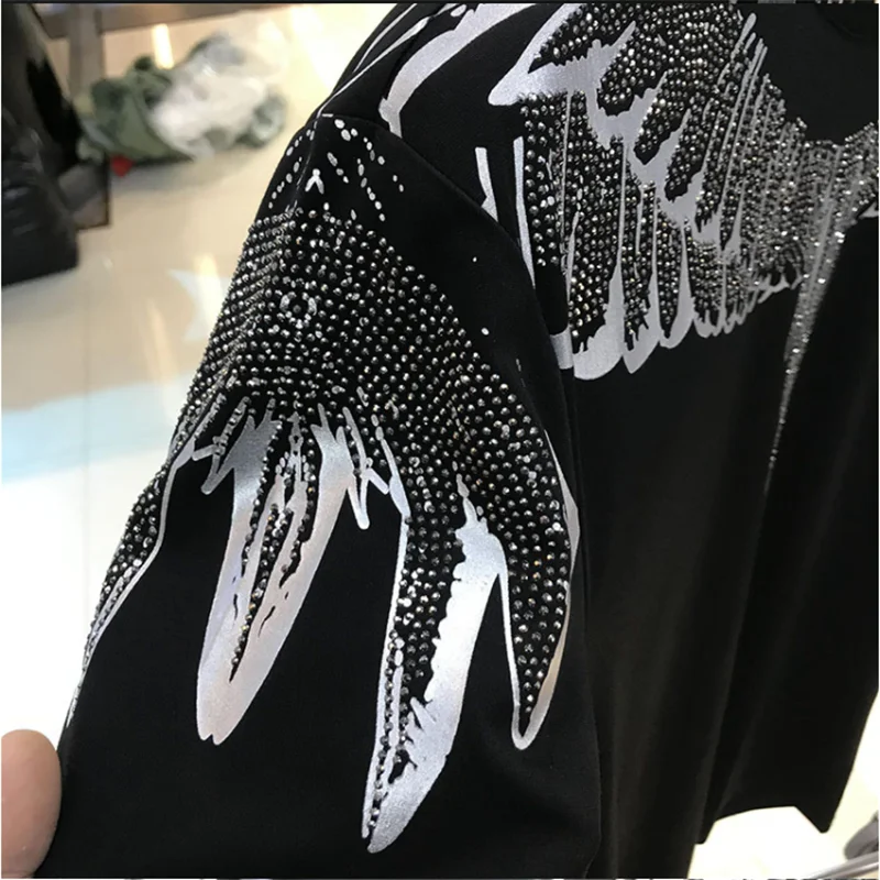 

2021 men's hot drilling wings printing two-piece short sleeve summer high quality leisure suit