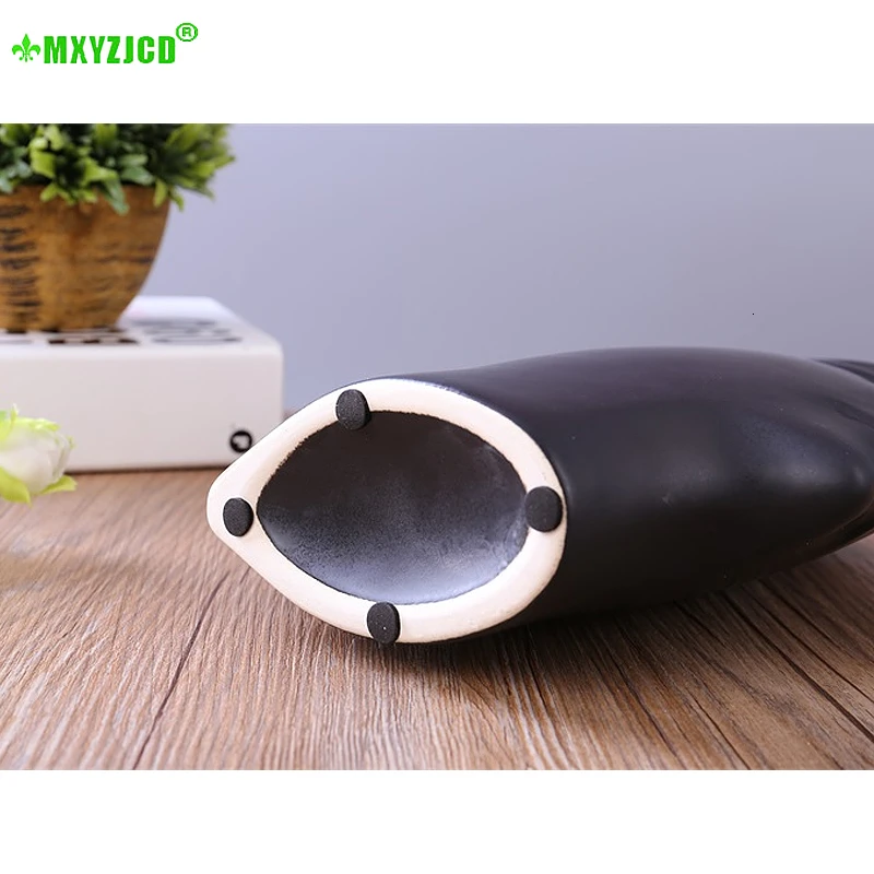 Керамическая ваза для цветов поделка с изображением лица и ветра стационарное