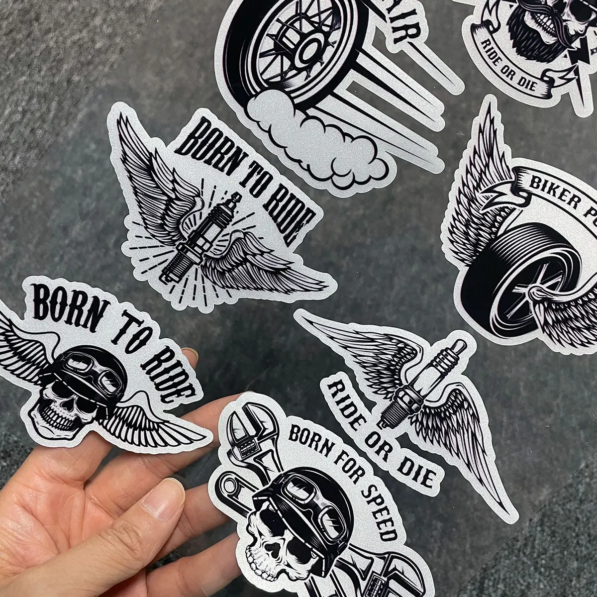 Мотоциклетный светоотражающий шлем 18x27 см|Наклейки и стикеры| |