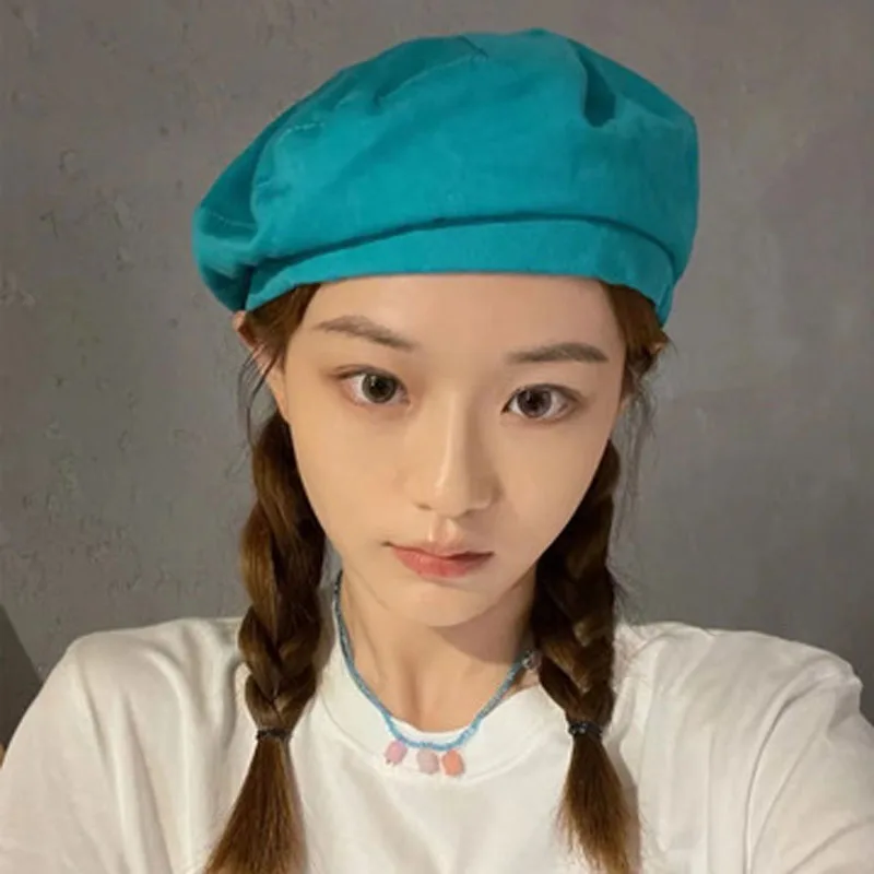 

A Simple And Versatile Beret For A Woman In A Thin Vintage British Painter's Hat