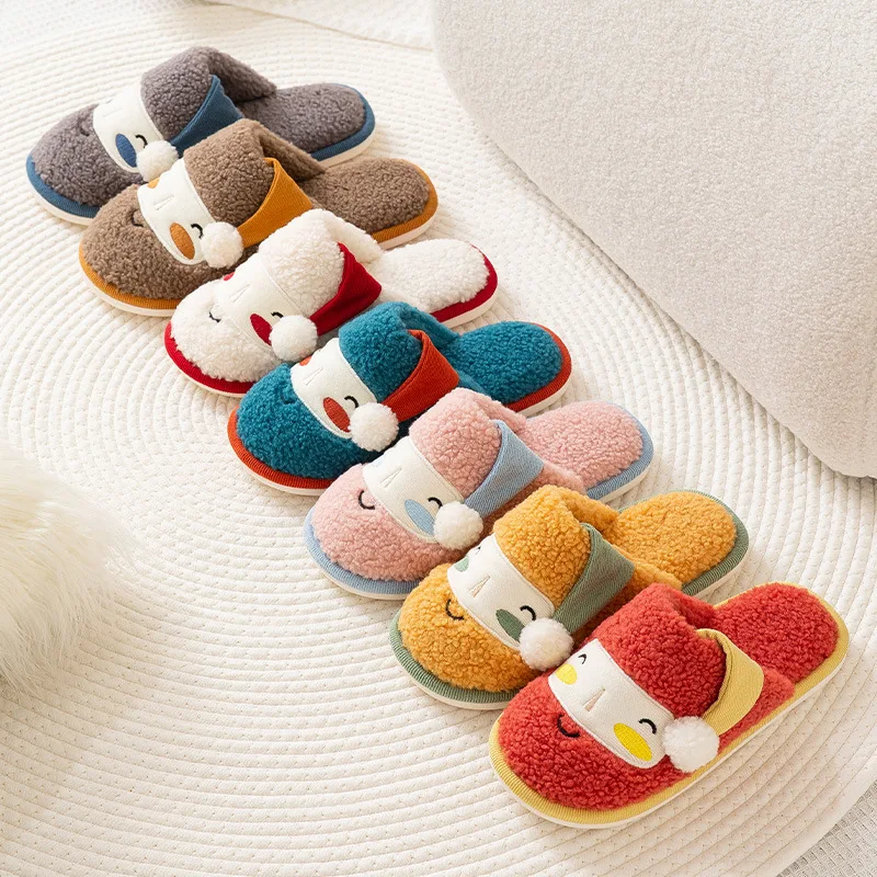 Christmas Plush Home Slippers Women's Cartoon Winter Warm Slippers Indoor Santa Claus Home Footwear Men Women Christmas Gift