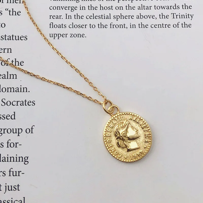 

925 Sterling Silver Necklace Golden Round Coin Dollar Pendant Retro Portrait Cold Wind Clavicle Chain Necklace For Women