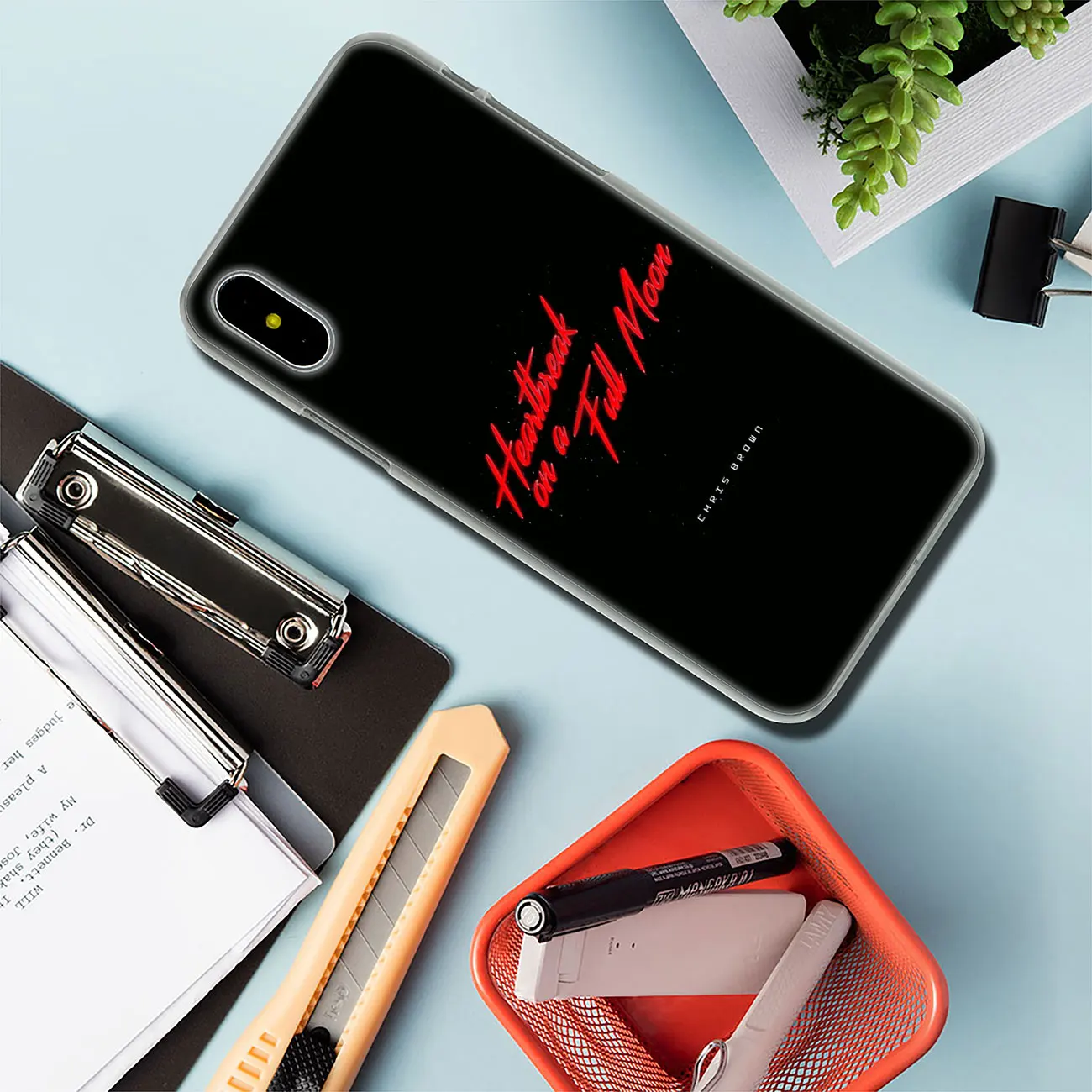 Жесткий чехол Lavaza Chris коричневый для iPhone XR X XS 11 Pro Max 10 7 8 6S 5 5S SE 4 4s