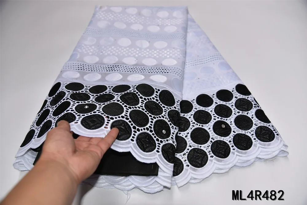 

BEAUTIFICAL nigerian lac fabrics 2020 New black/white tow-tone voile lace fabric 5yards african cotton dry lace fabric ML4R482