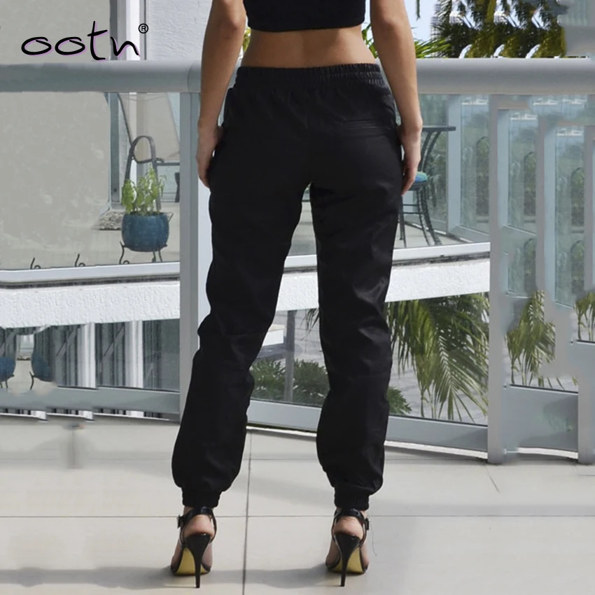 Уличная одежда черные брюки с эластичным поясом кожзам карманами для офиса